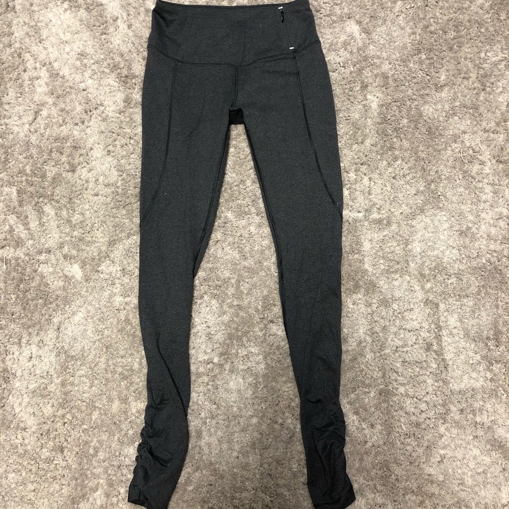 Calia by Carrie Underwood leggings.